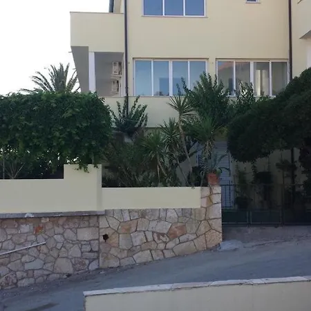 Apartmani Isabella - Ilda Radonic Jelsa  Exterior photo